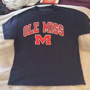 *Like New* Ole Miss T-Shirt - Men or Women; Worn once; Large